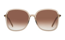 Indlæs billede til gallerivisning PREGO solbrille i farven Translucent Tan fremstillet af bomuldsbaseret acetat. Vores kendte kvalitet giver mulighed for individuelt tilpasning så din solbrille altid sidder perfekt. De matchende solglas beskytter øjnene mod solens skadelige UV stråler. Har du brug for styrke i dine PREGO solbriller så kontakt din lokale optiker. Vi samarbejder internationalt med de bedste optikere.