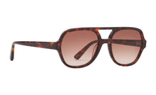 Indlæs billede til gallerivisning PREGO solbrille i farven Tortoise Marrone fremstillet af bomuldsbaseret acetat. Vores kendte kvalitet giver mulighed for individuelt tilpasning så din solbrille altid sidder perfekt. De matchende brune solglas beskytter øjnene mod solens skadelige UV stråler. Har du brug for styrke i dine PREGO solbriller så kontakt din lokale optiker. Vi samarbejder internationalt med de bedste optikere.