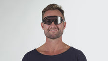 Indlæs og afspil video i gallerivisning PREGO - Move - Grey Photochromic Polarized
